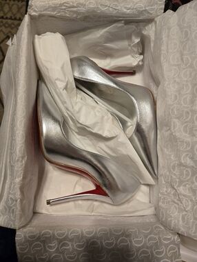 Christian Louboutin Miss Z 100 Leather Pump Eu36
